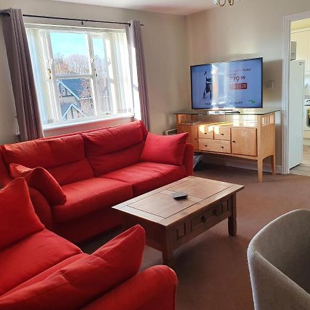 Entire 2 Bedroom Apartment Free Parking Saffron Walden Eksteriør billede